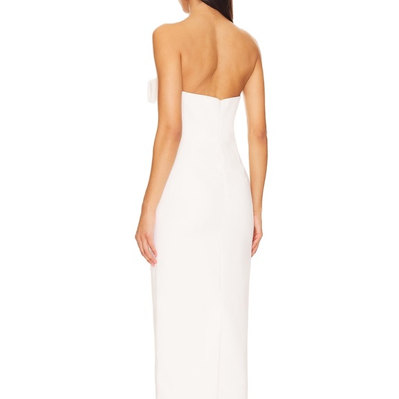 ELEA DRESS in Temple white New Arrivals by Ilkyaz Ozel - Picture 3 of 3